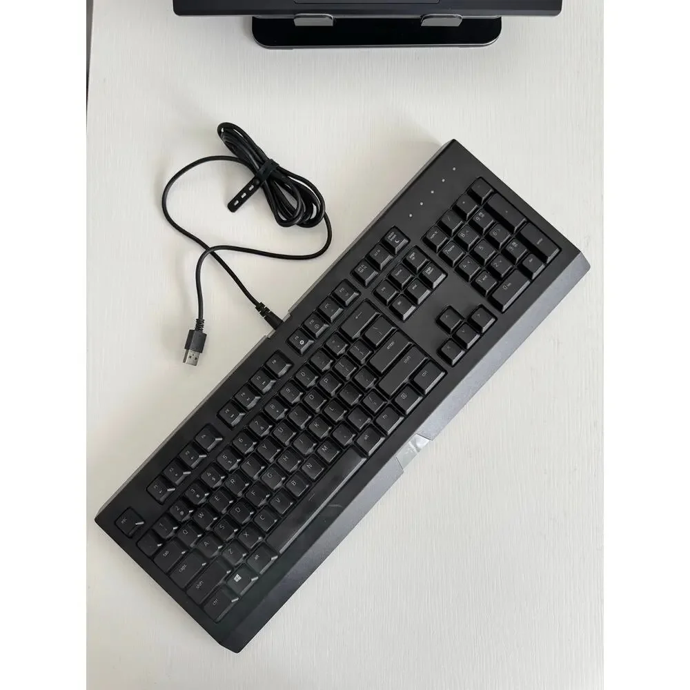 RGB Gaming Keyboard Razer Cynosa Chroma Black